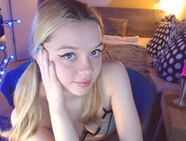 Camille18