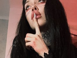 somniya on BongaCams