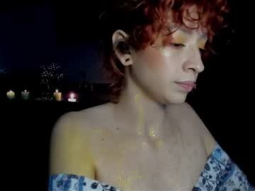 _alexandra_red
