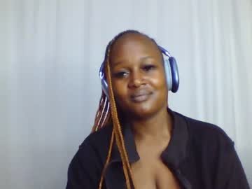 nutgal_