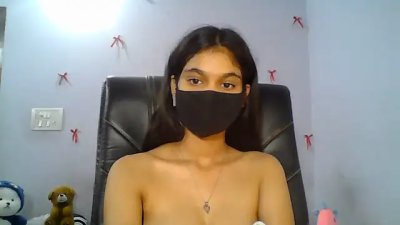 hot_deepansi02