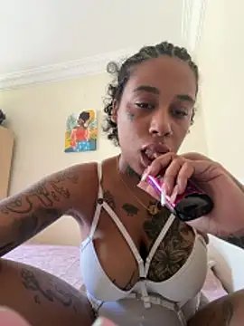 kira_nyxx
